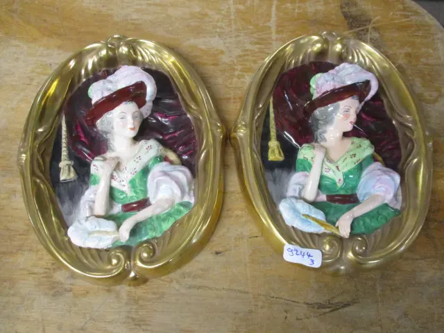 2 Wedgwood Plaques Image 1++